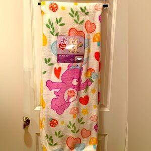 NEW!! CARE BEARS PLUSH THROW BLANKET